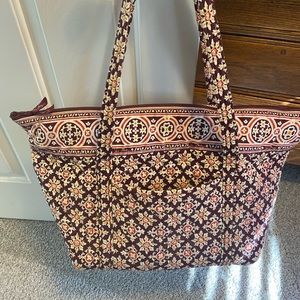 Vera Bradley Medallion Toggle Tote XL